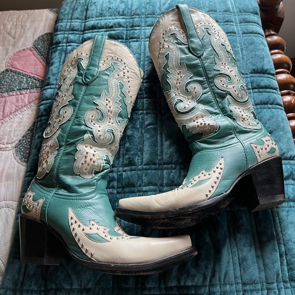 Corral turquoise and cream boot - Picture 2 of 6